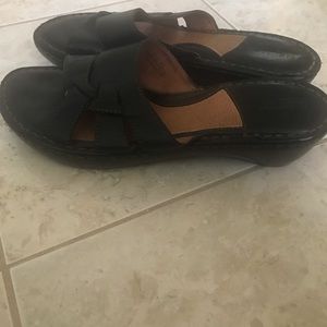 Comfortable Born Black Leather Sandal